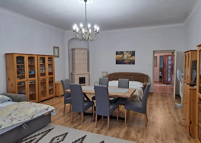 Hanga Apartman, Koszeg
