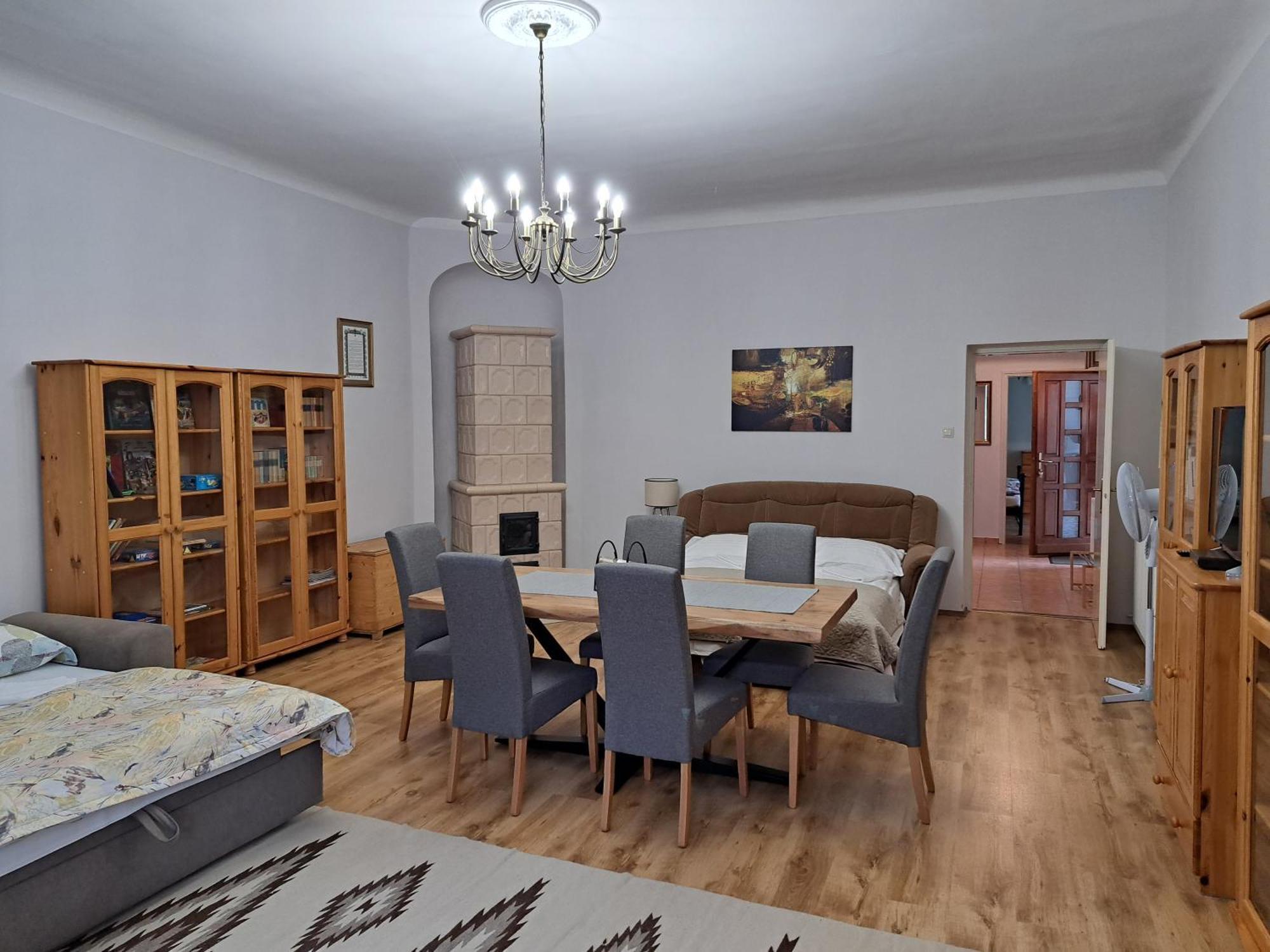 Hanga Apartman,